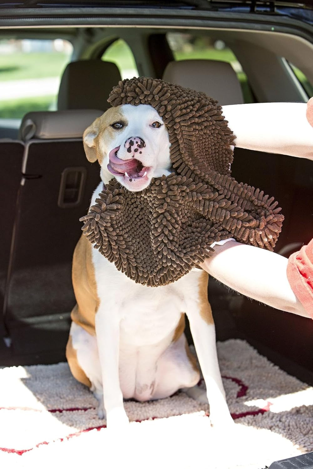 Soggy Doggy Super Shammy Absorbent Dog Towel, Chocolate, 31X14 | Hand-Pocket Design; Noodle-Texture Chenille; Gentle on Paws & Skin; for Bath Time, Beach, Muddy Walks; Quick-Dry